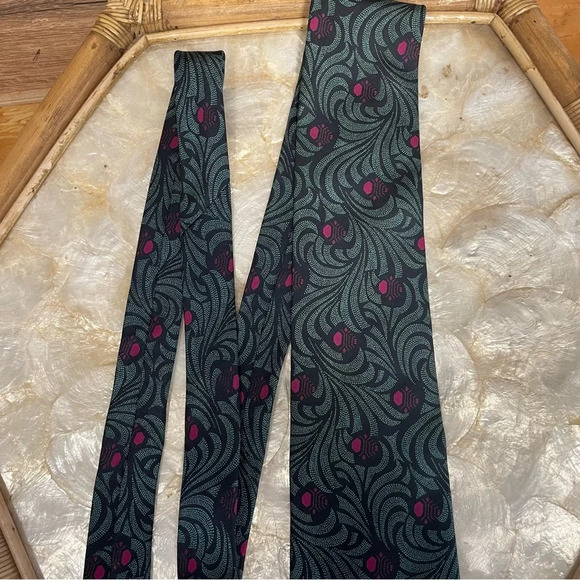 Mens 100% silk tie green abstract made in Italy - Picture 4 of 7